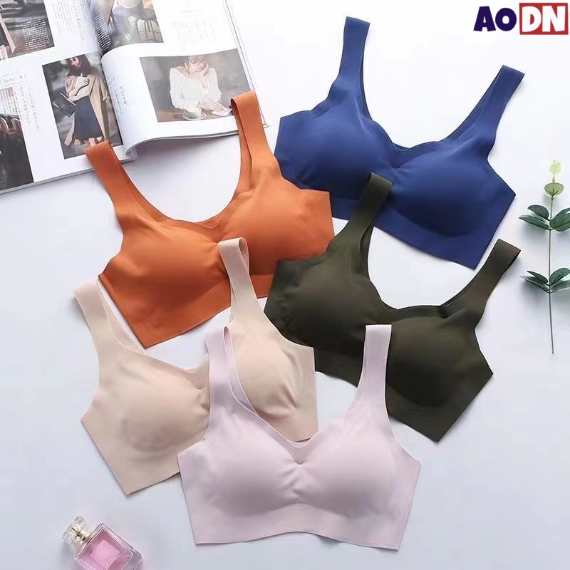 Intimo da donna senza cuciture - Bralette Triangle Set recensione e prezzo